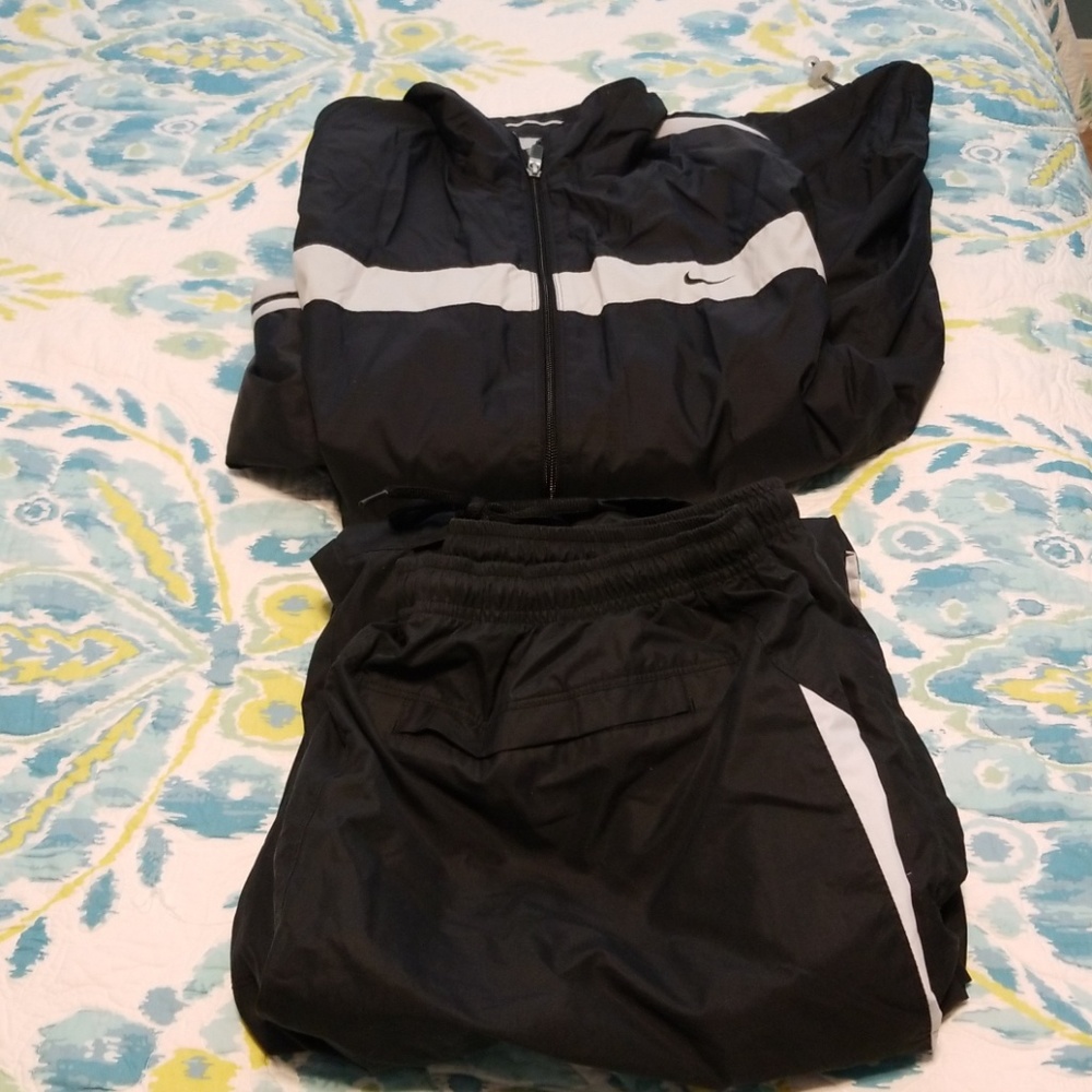 Jogging or relaxing pants and jacket